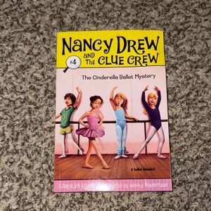 Nancy Drew and the Clue Crew Book #4